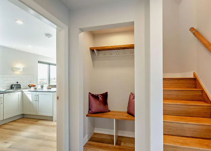 2 Bed In 94056 Nyaraló Tosside