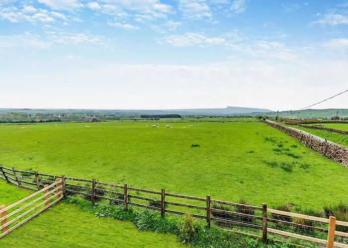 2 Bed In 94056 Nyaraló Tosside